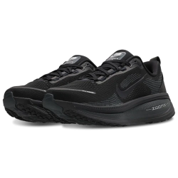 Nike Zoom Vomero 18 Black Running Sneakers