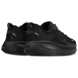 Nike Zoom Vomero 18 Black Running Sneakers